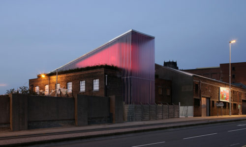 Tenda a lamelle in PVC rosso OSA